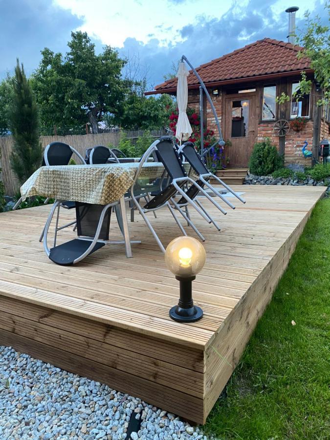 Penzion Vila Petra Bed&Breakfast Veľký Slavkov Екстериор снимка
