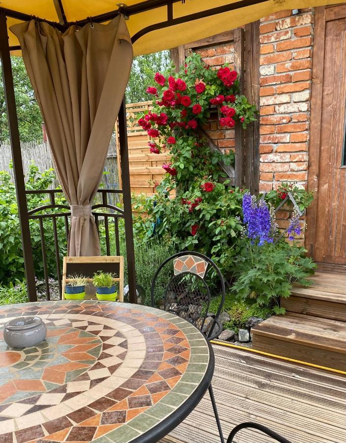 Penzion Vila Petra Bed&Breakfast Veľký Slavkov Екстериор снимка