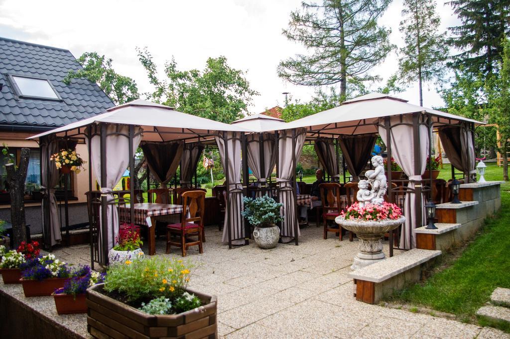 Penzion Vila Petra Bed&Breakfast Veľký Slavkov Екстериор снимка