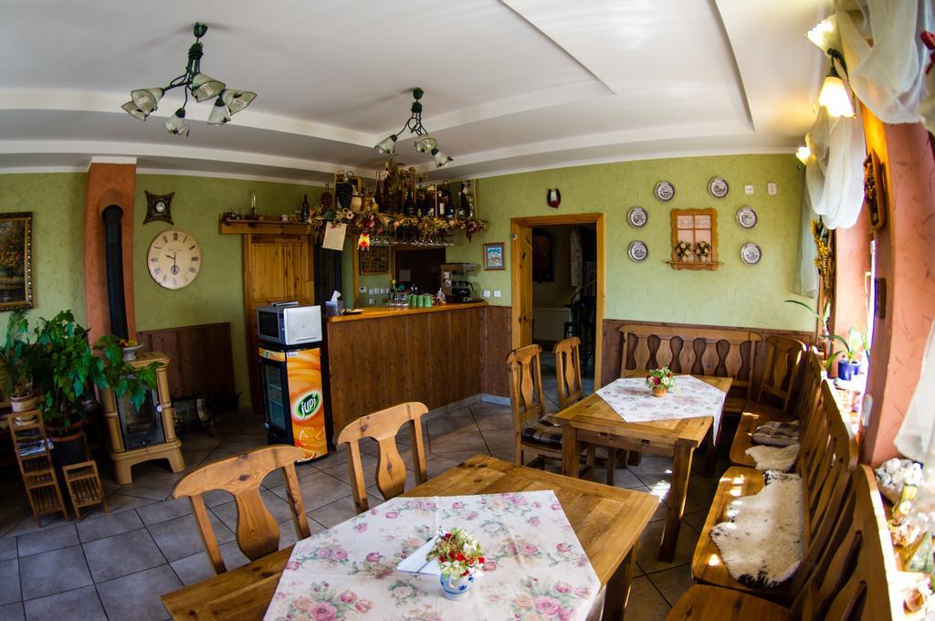 Penzion Vila Petra Bed&Breakfast Veľký Slavkov Екстериор снимка